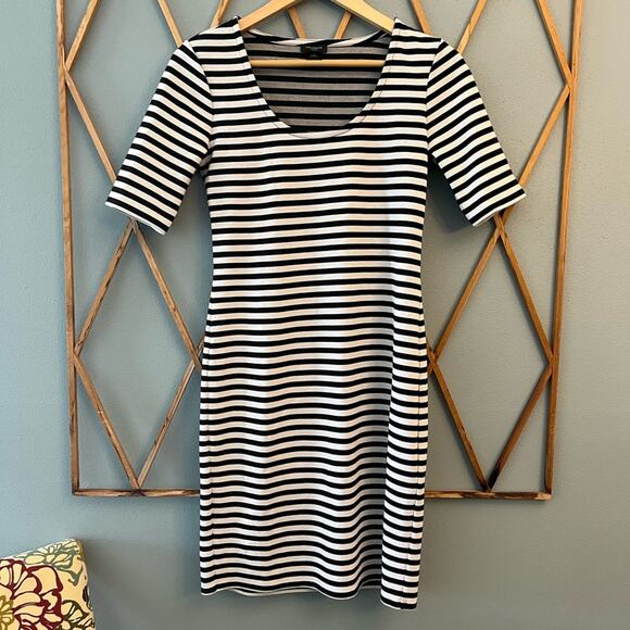 Ann Taylor Sheath Dress - Picture 1 of 3